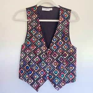 Colorful Geometric Embroidered Vest